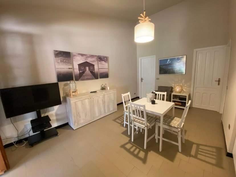 Casa Teresa Villa Porto Pino Buitenkant foto
