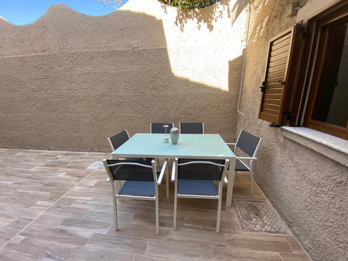 Casa Teresa Villa Porto Pino Buitenkant foto