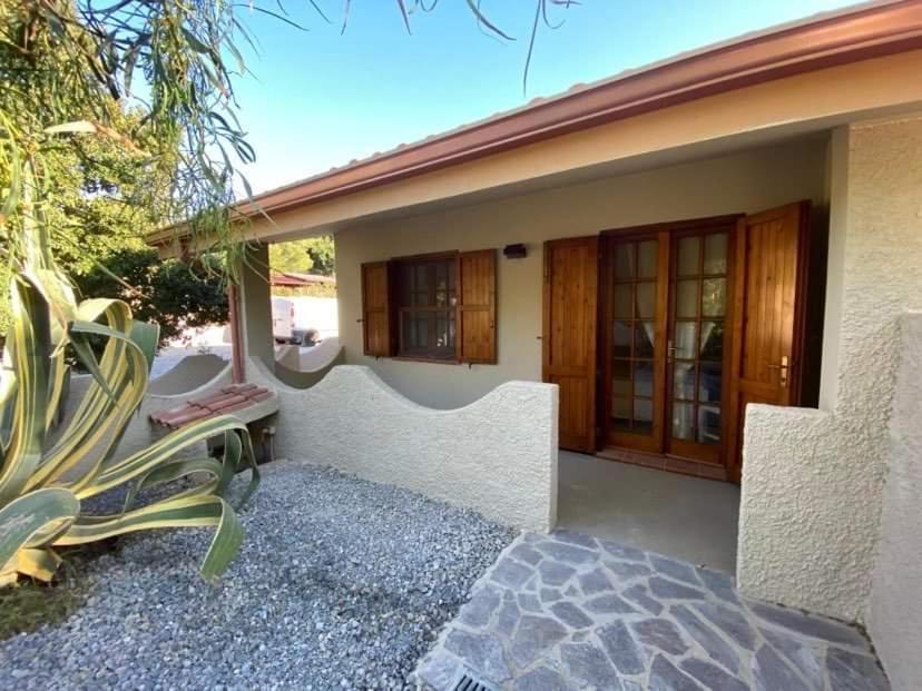 Casa Teresa Villa Porto Pino Buitenkant foto