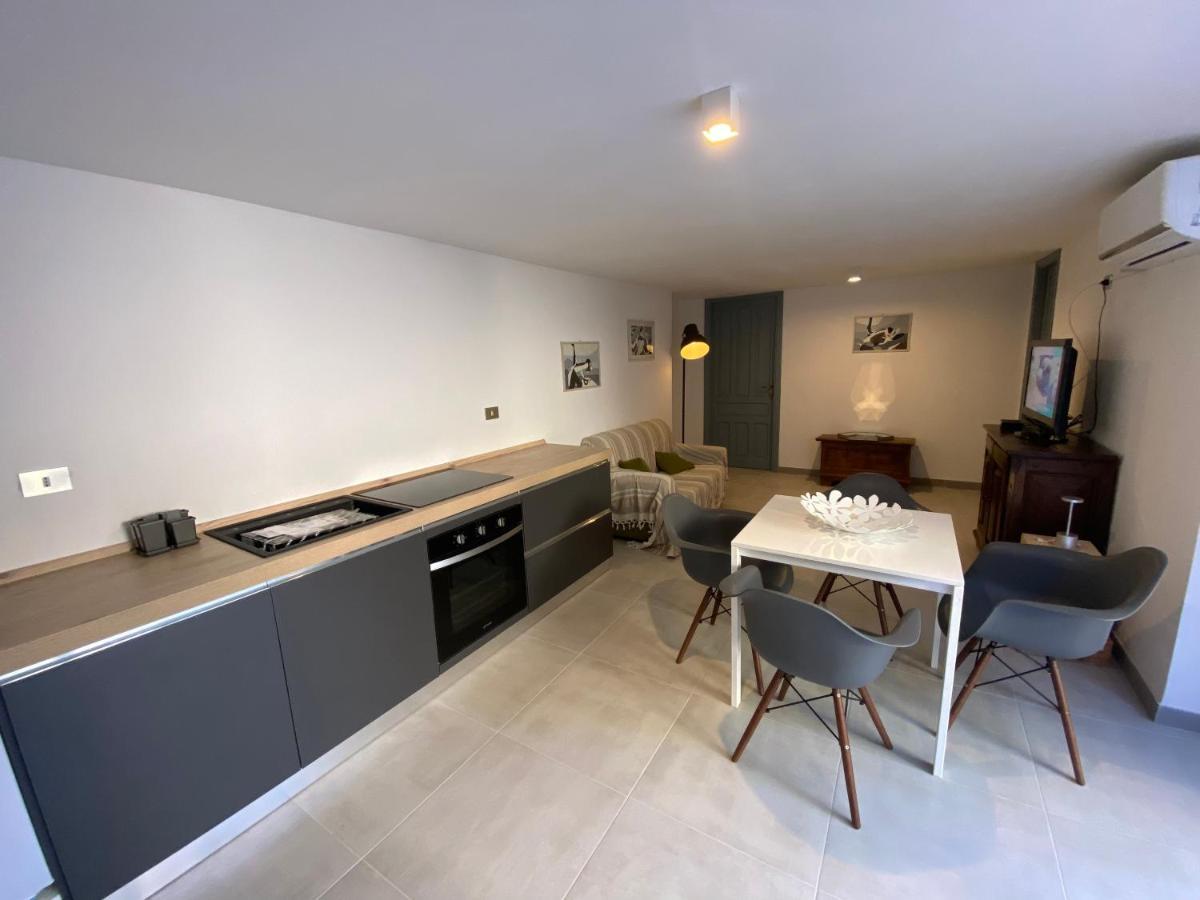 Casa Teresa Villa Porto Pino Buitenkant foto