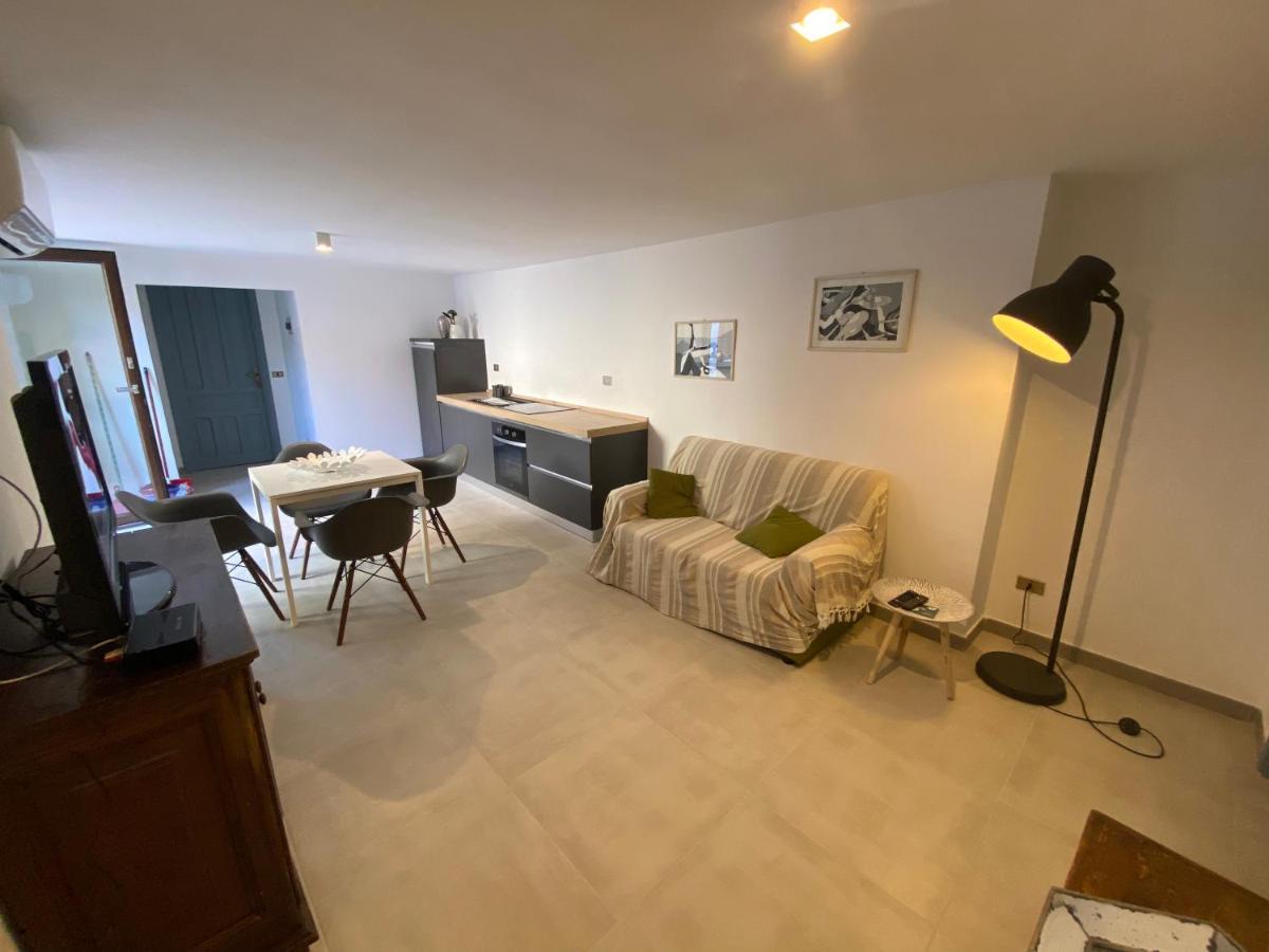 Casa Teresa Villa Porto Pino Buitenkant foto