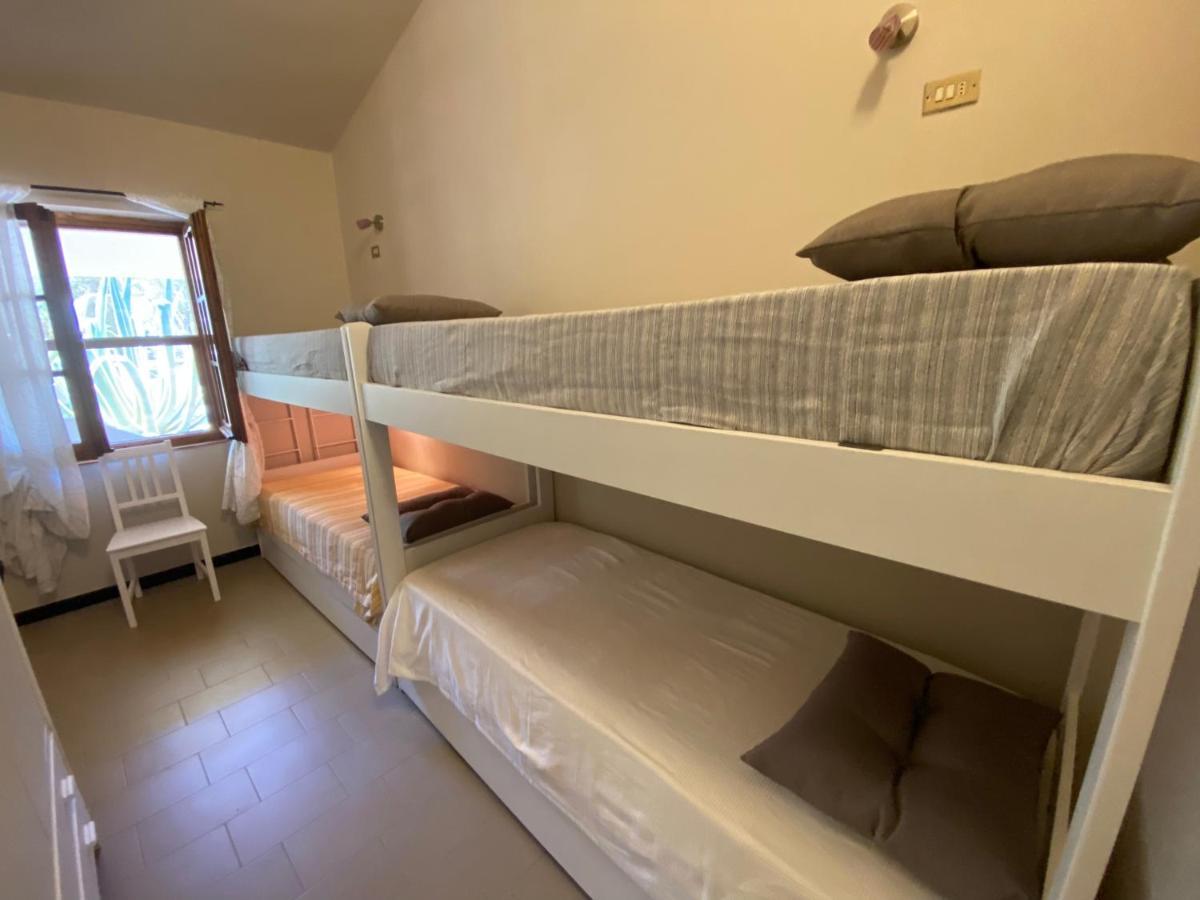 Casa Teresa Villa Porto Pino Buitenkant foto